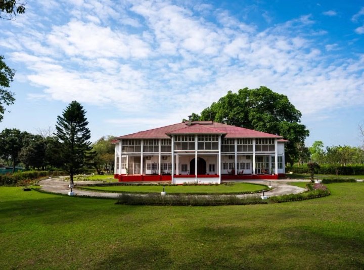 Budlapara Taj Bungalow project featuring 50 IP CCTV cameras, addressable fire alarm system, Wi-Fi networking, and EPABX installation by Systech Support